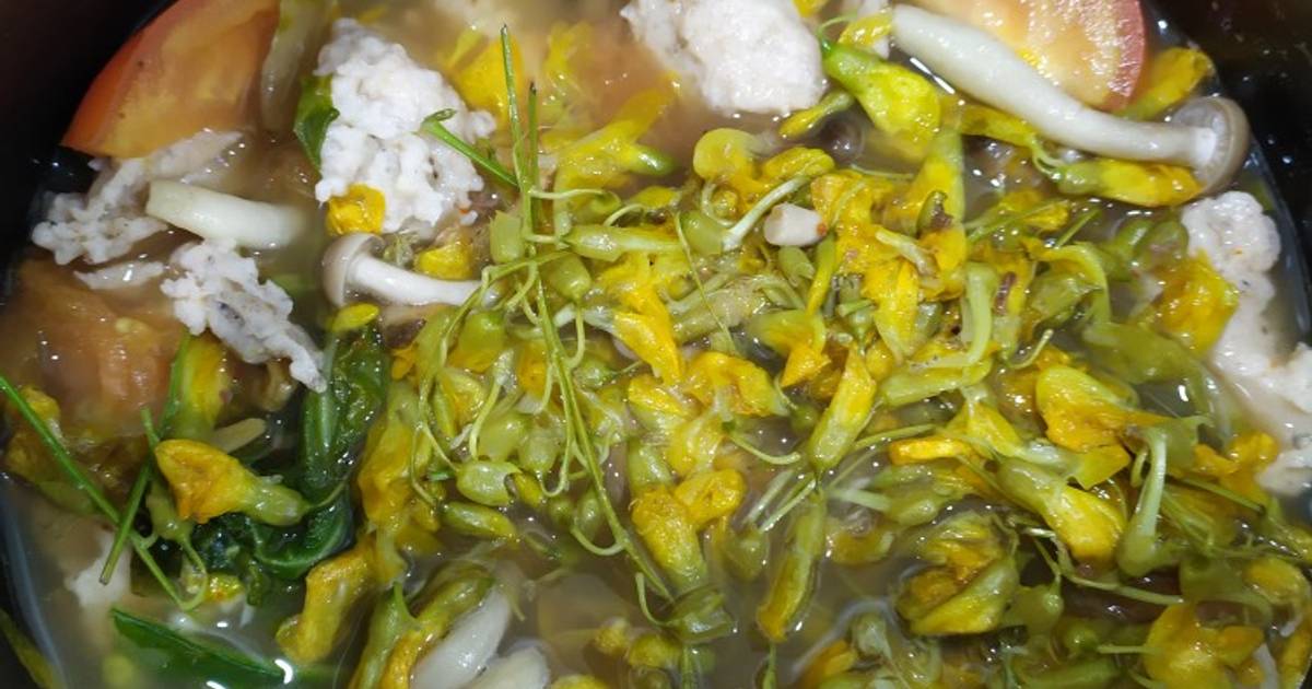 Canh chua chả cá bông điên điển