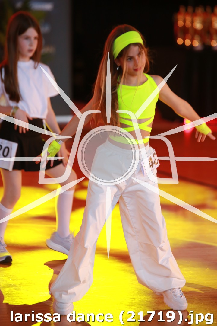 larissa dance (21719).jpg