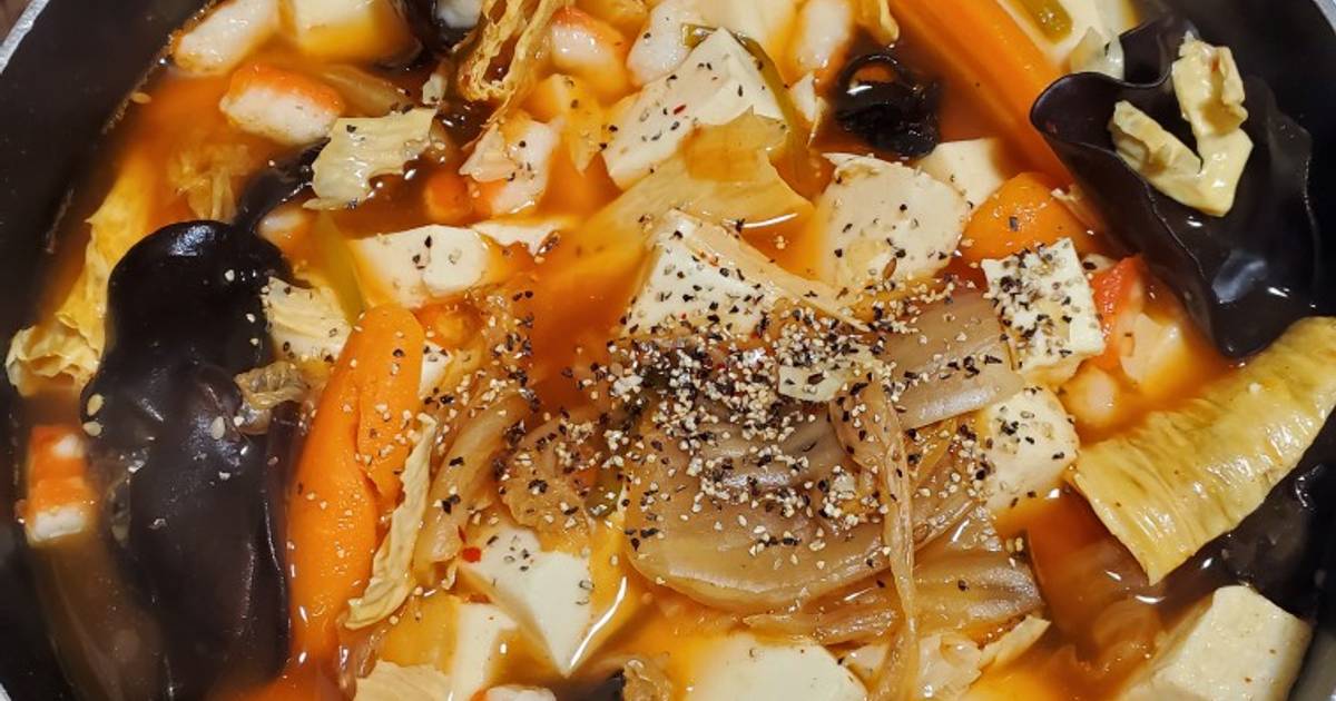 Canh kim chi chay