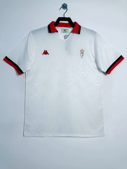 Equipación de visitante del AC Milan 1989-90.jpeg
