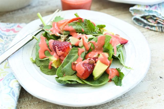 Sốt Dâu Tây Trộn Salad