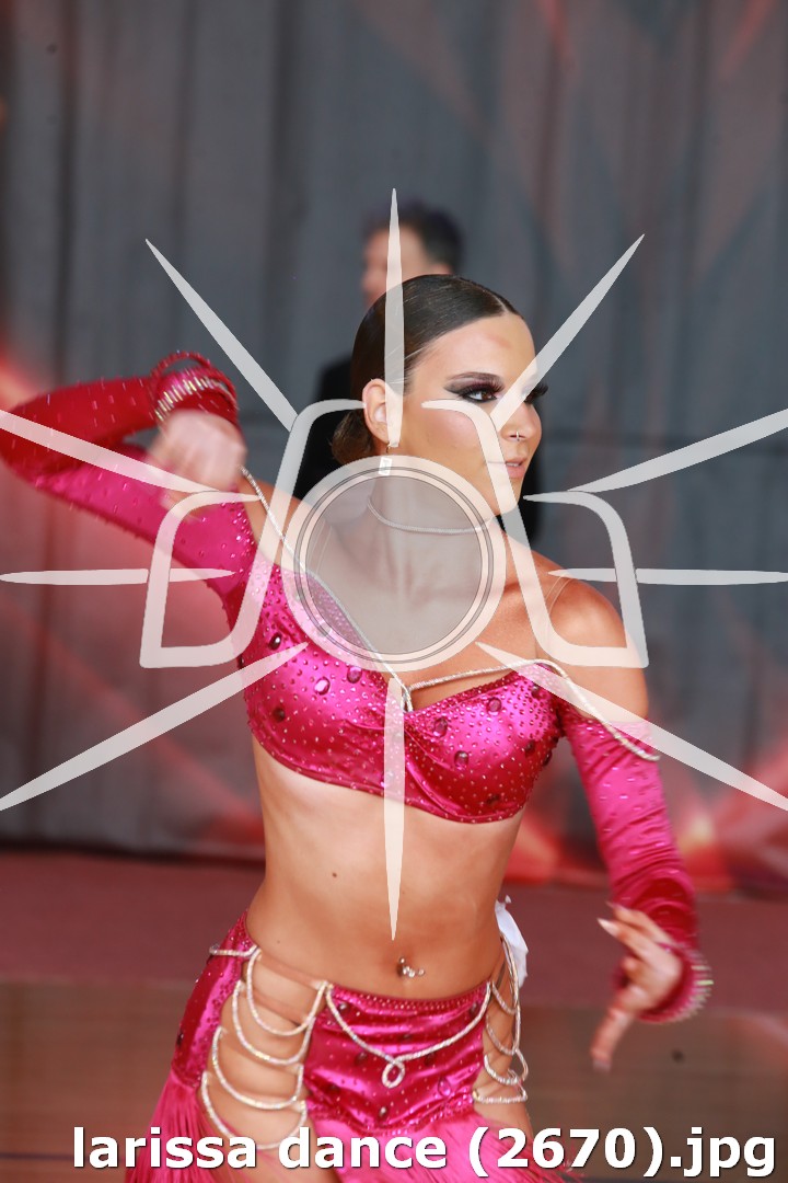 larissa dance (2670).jpg