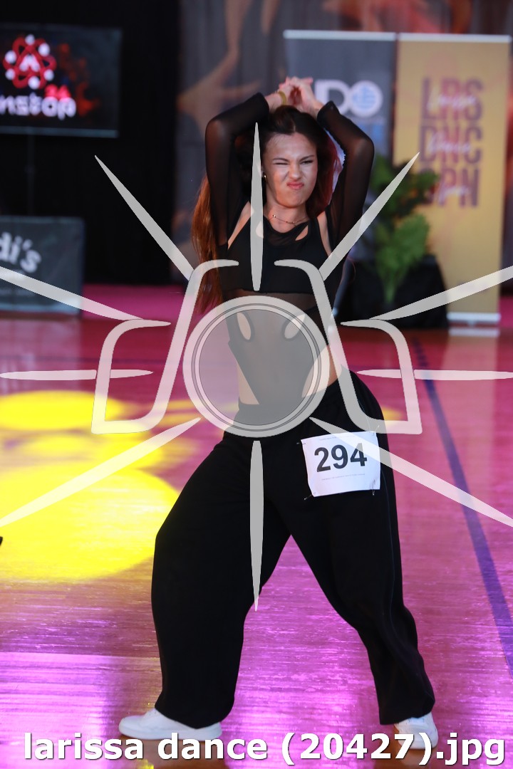 larissa dance (20427).jpg