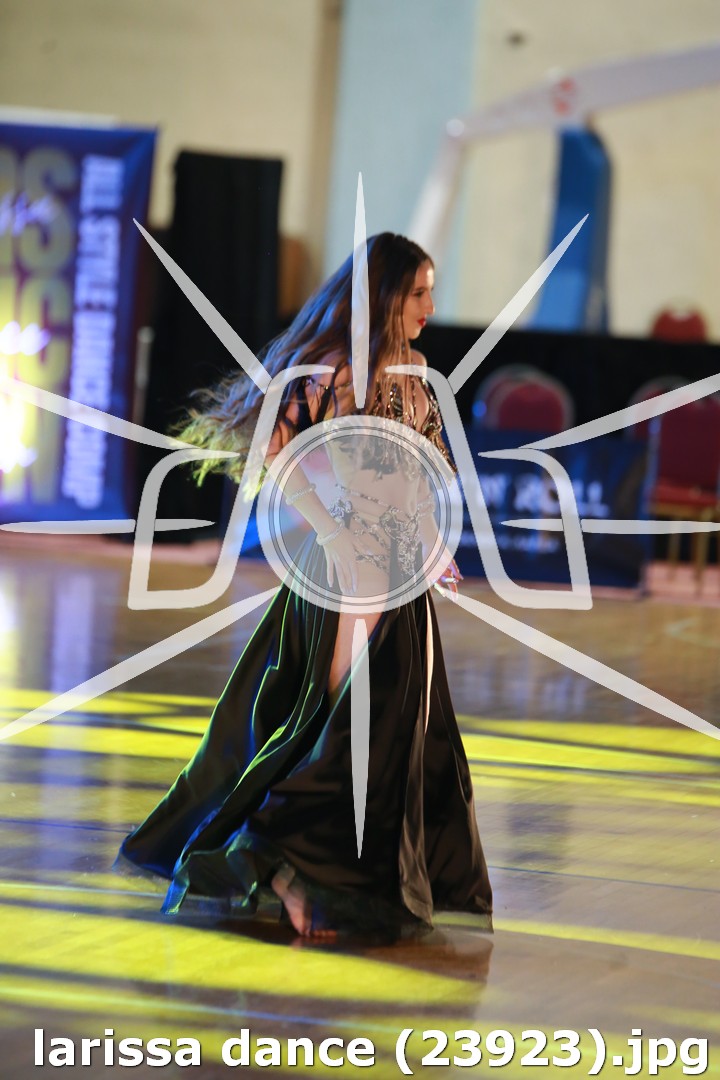 larissa dance (23923).jpg