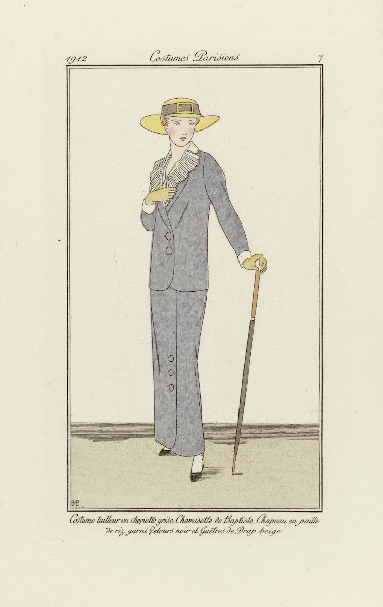 Costume tailleur en Cheyotte grise Chemisette de Baptiste 1913