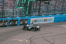 FIRESTONE APROVA NOVOS PNEUS E LIBERA PRODUÇÃO PARA RETORNO DA INDY EM PHOENIX