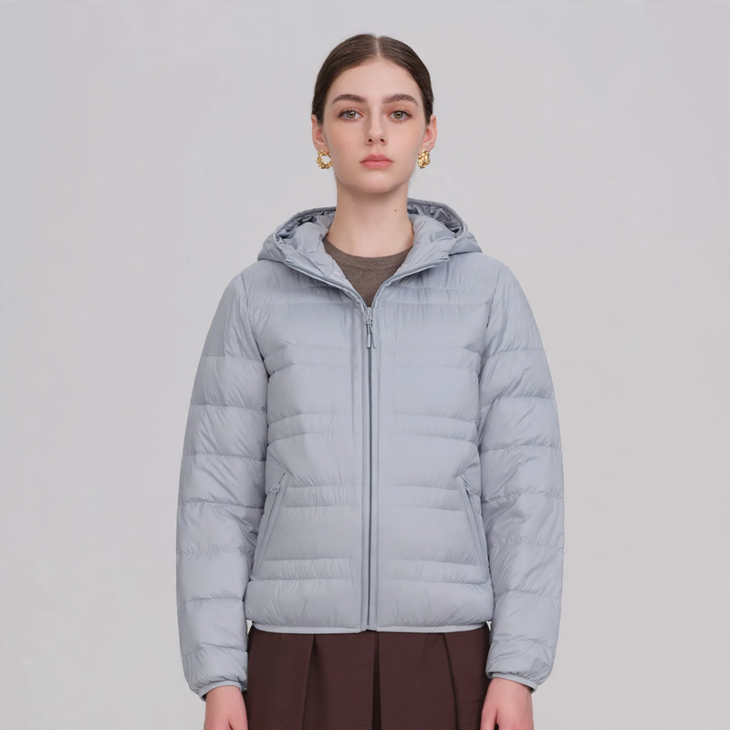 Light down jacket for women, hood, 90% white duck down