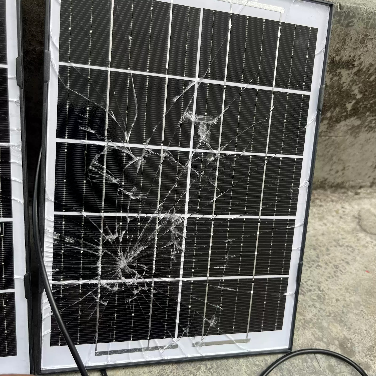 Broken 8W 5V Solar Panel but still Chargable for phone and powerbank