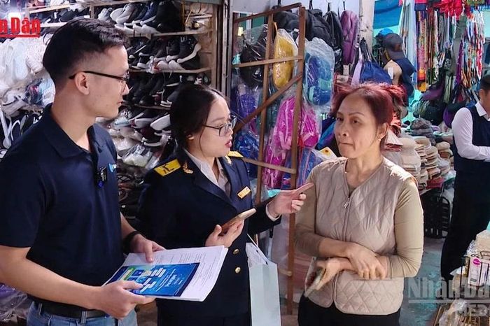 [Video] Chính thức nâng ngưỡng doanh thu miễn thuế với hộ kinh doanh lên 1 tỷ đồng - Báo Nhân Dân