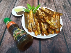 Tắt bếp, cho ốc ra dĩa rồi thưởng thức cùng muối tiêu chanh. Rất đơn giản để có món ốc vừa ngon, vừa hấp dẫn đúng không. Chúc các bạn thành công.