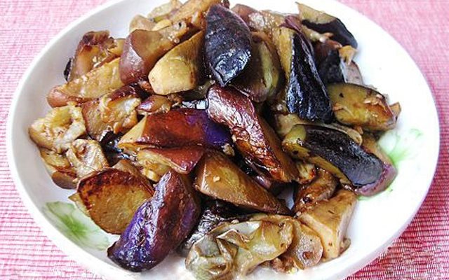 Cà Tím Xào Gừng