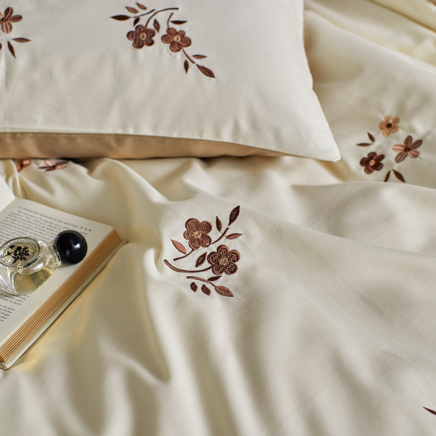 Long-staple cotton bedding, 100s, striped pattern