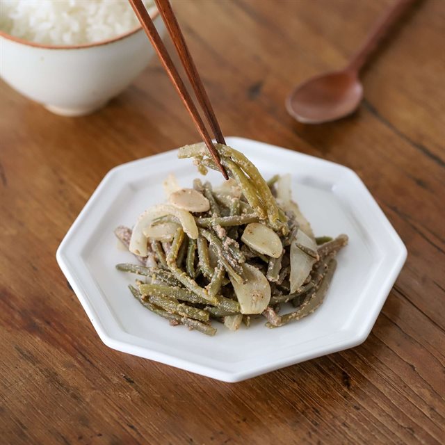 Rau Lang Xào Tỏi Hành Tây