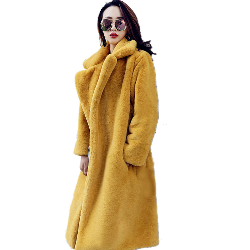 Women's fur-look coat for street style