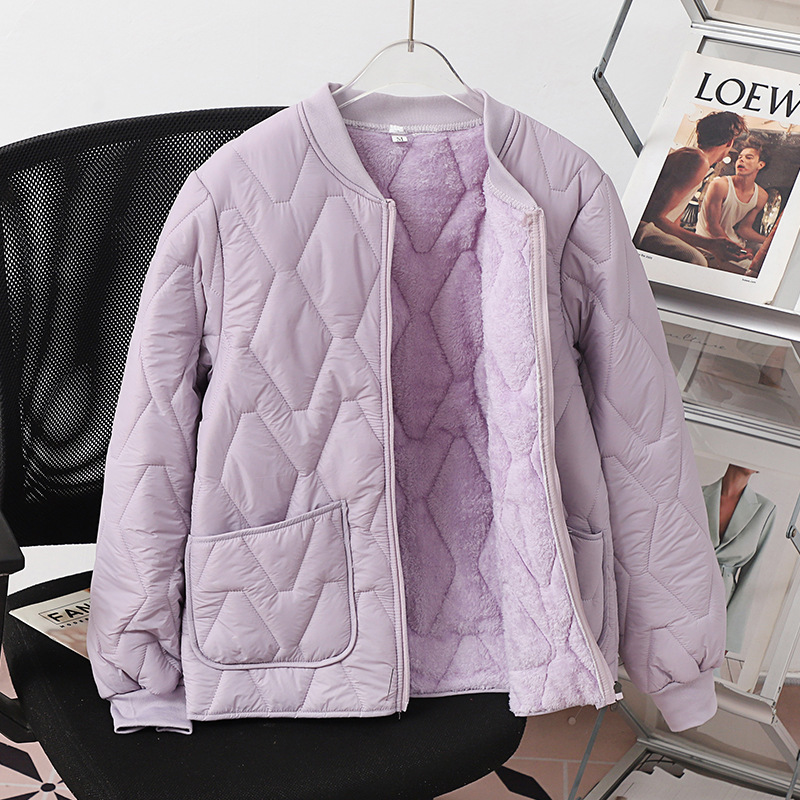 Short women's winter jacket with lamb fleece lining