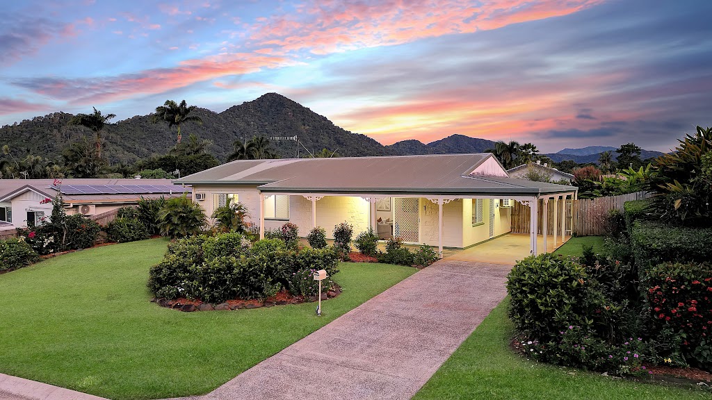 11 Ebony Street, Redlynch - Image 1
