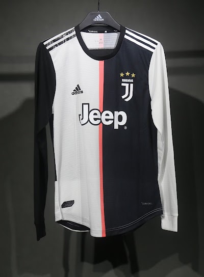 Retro 2019-20 Juventus Local.jpeg