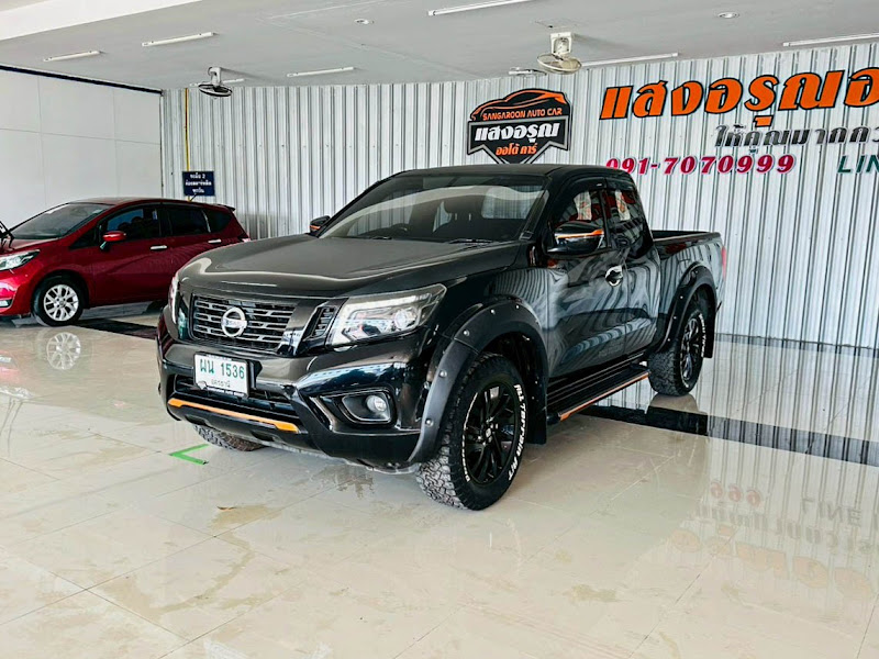 NISSAN NAVARA