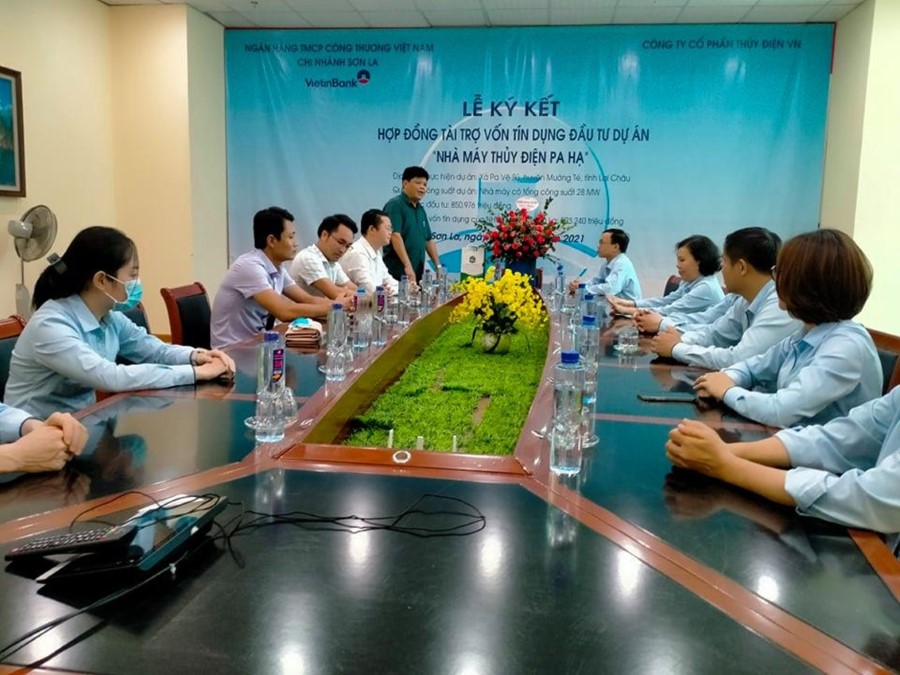 Trường Đại học Tây Bắc chúc mừng các tổ chức, doanh nghiệp nhân ngày doanh nhân Việt Nam