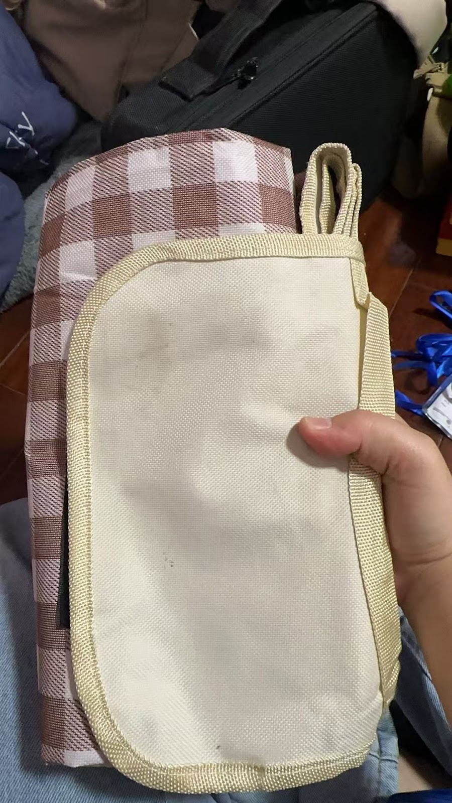 Tas Besar Banget