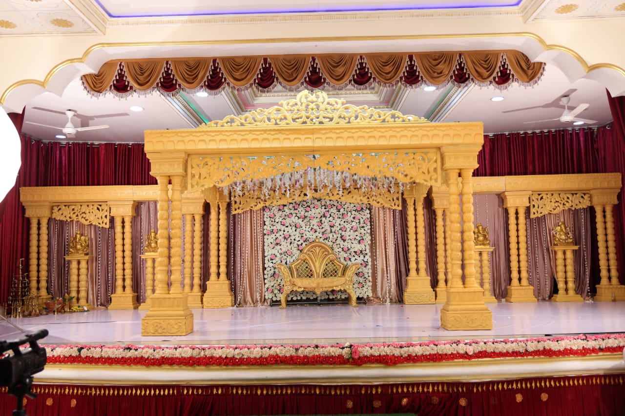 Decoration by Western Decoration