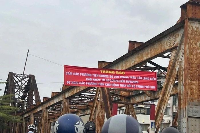 Cấm phương tiện lưu thông trên cầu Long Biên trong 60 ngày, bắt đầu từ 28/3 - Báo Tri thức &amp; Cuộc sống
