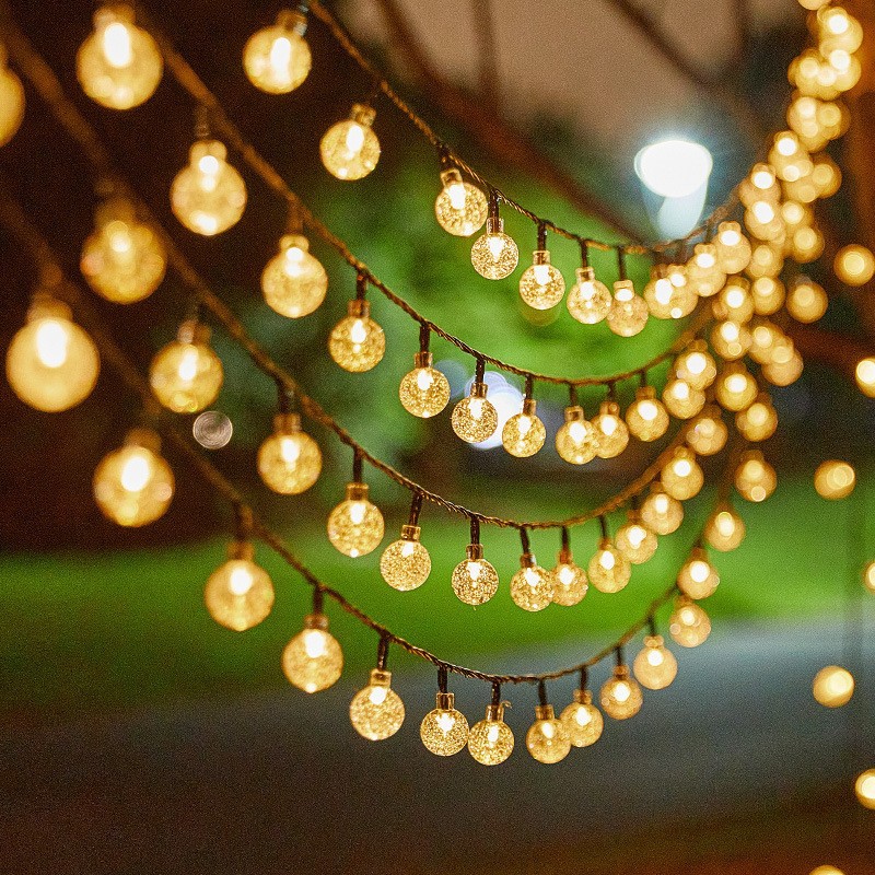 LED-Lichterkette mit Sternen für Innen- und Außenbereich