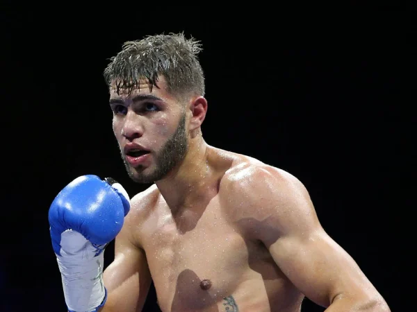 Mantan petinju Prichard Colon yang dikenal sebagai pejuang tangguh di dalam dan luar ring.