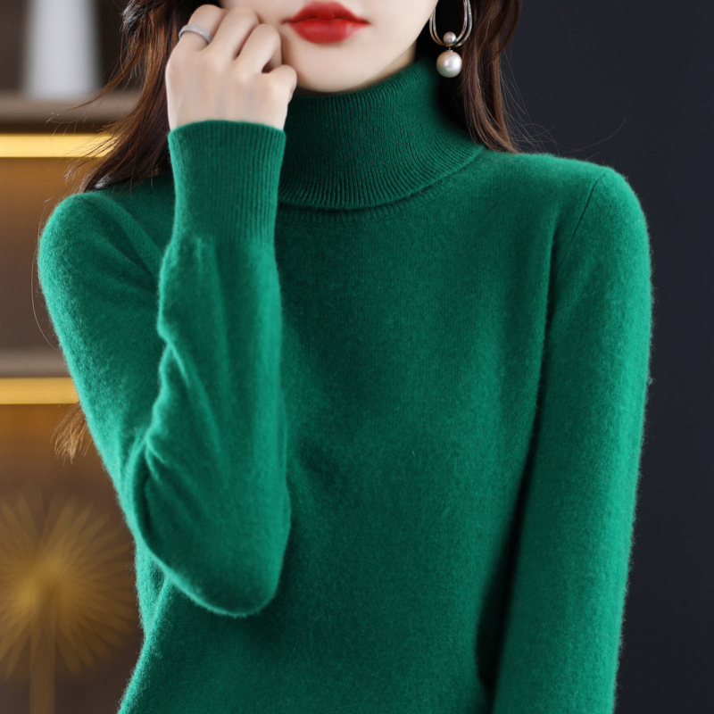Women's Turtleneck Sweater made of Pure Wool
