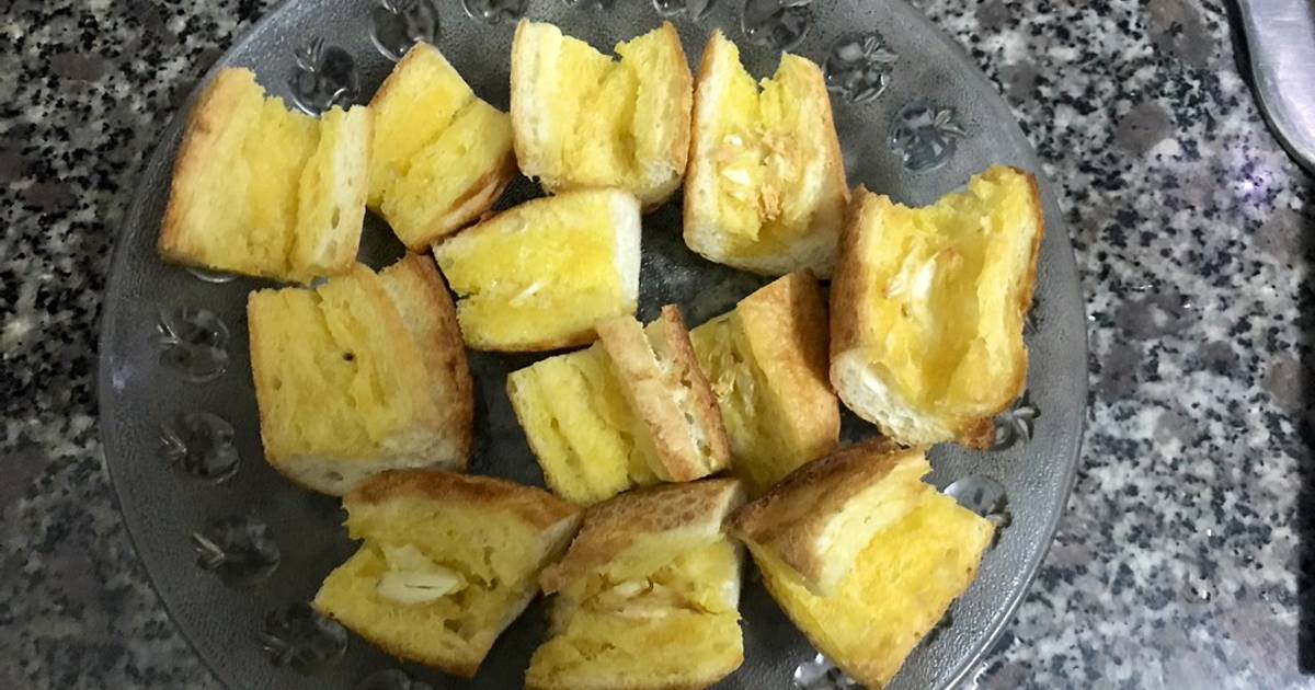 Bánh mỳ nướng bơ tỏi