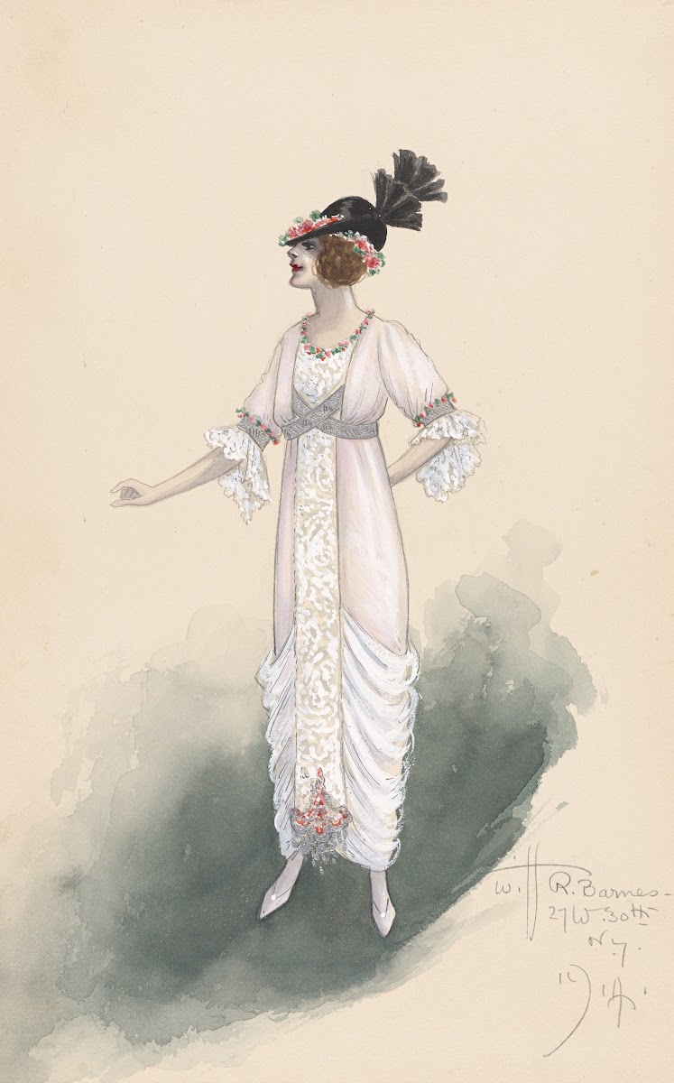 Womans costume 1914