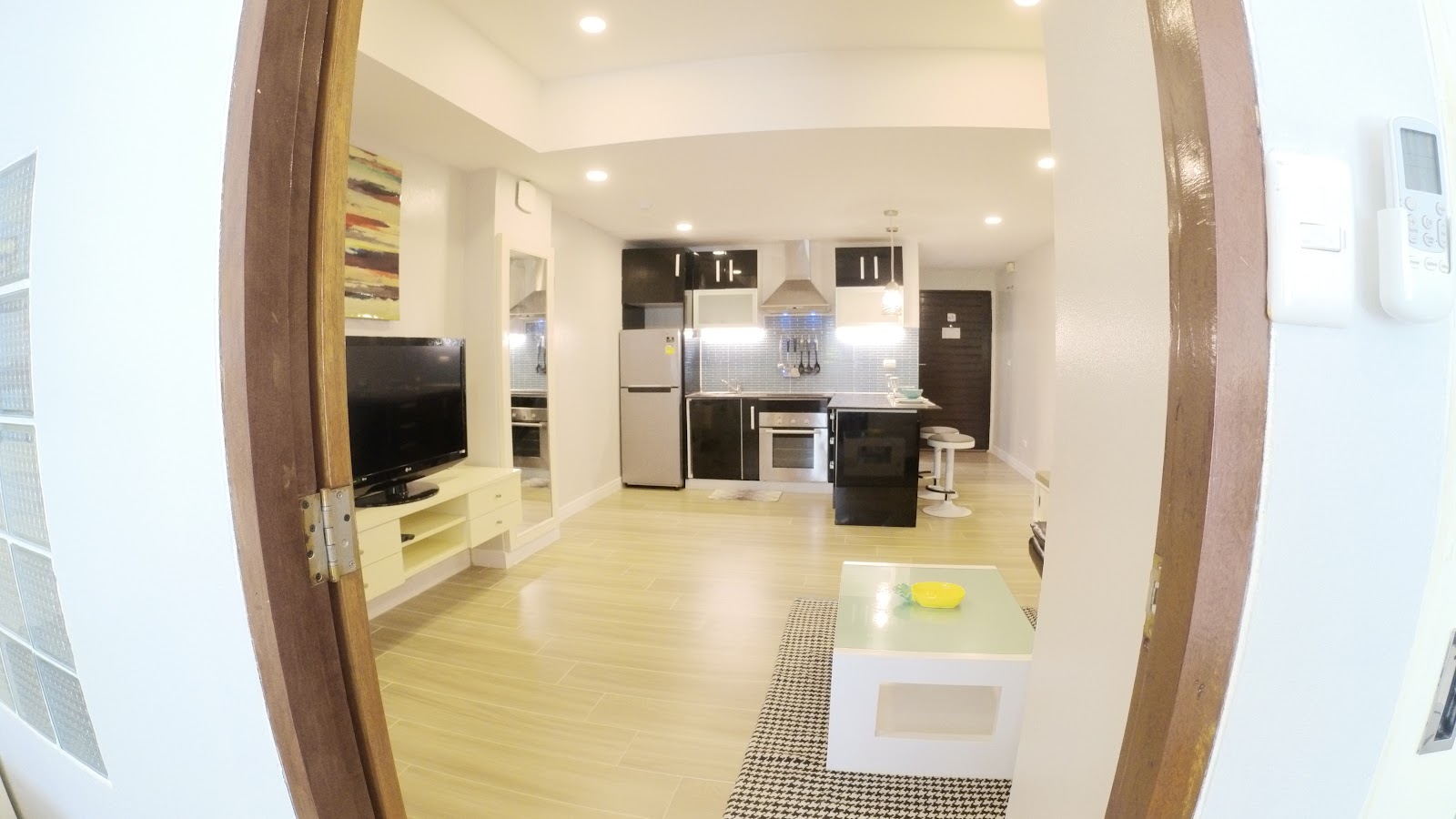 Sealed food storage jars keeping ants out of a Patong condo kitchen +66800528082