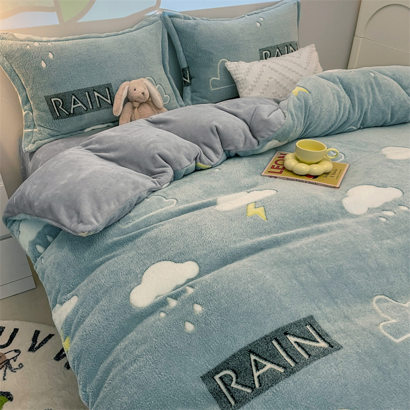 Duvet cover with fleece lining, cartoon design