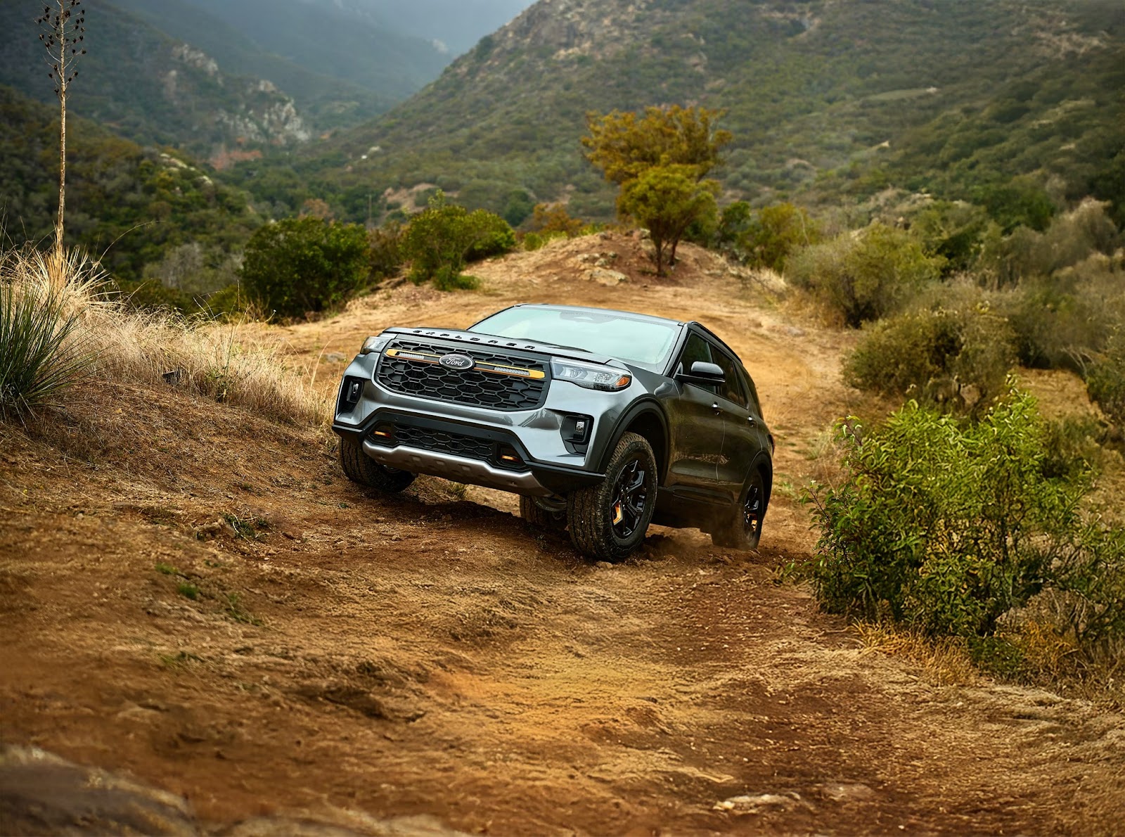 2026 Ford Explorer exterior showing bold front grille design and LED lighting