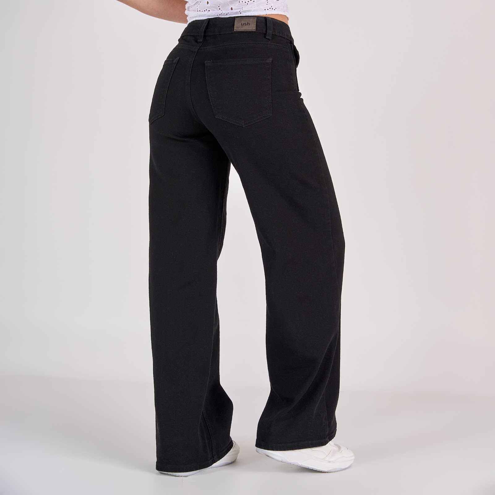 Jean dama wide leg tiro medio licrado, color Negro - Vista 5