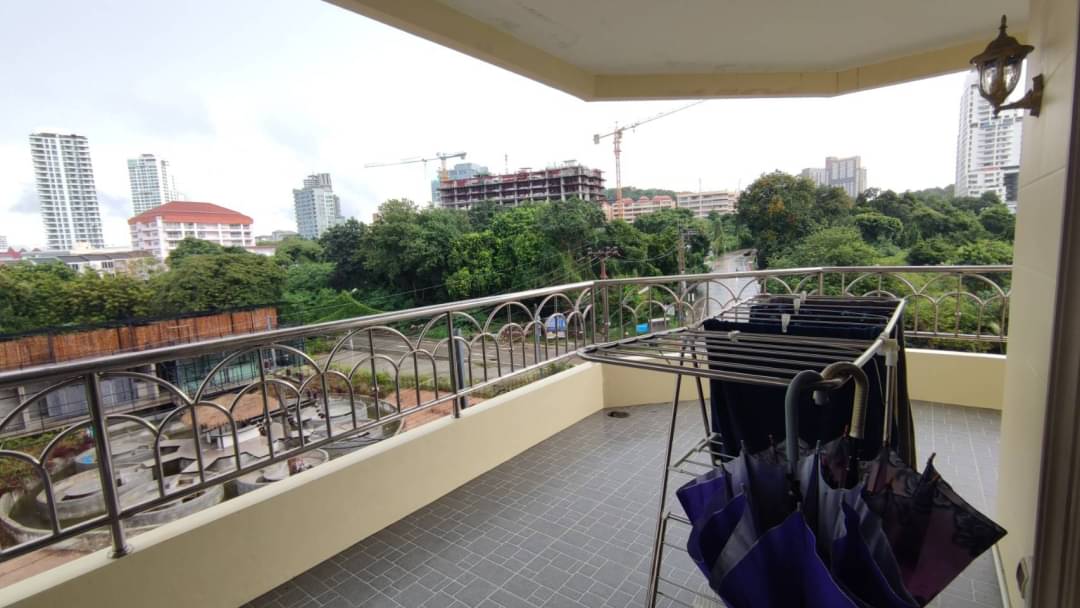 Nordic Park Hill/F3 1 BED · 1 BATH · 77 SQ M · LARGE BALCONY 11