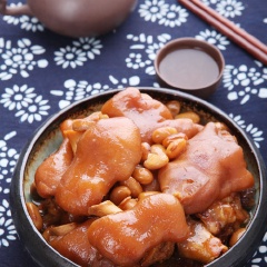 Bày trí đẹp mắt và thưởng thức nhé!