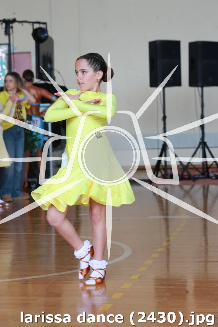 larissa dance (2430).jpg