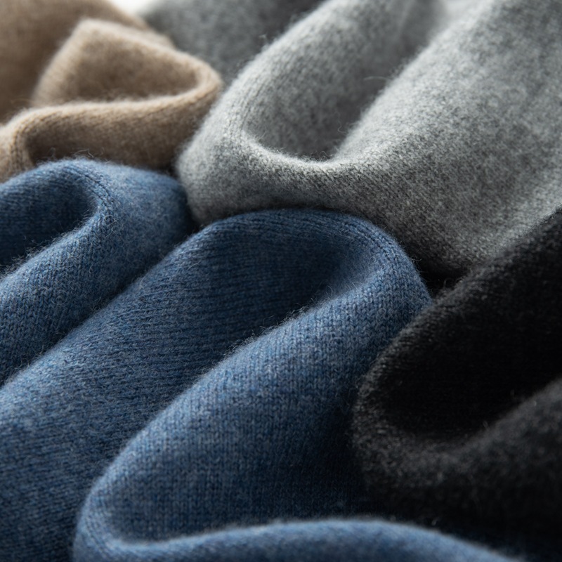 Men's turtleneck sweater made of pure wool, knit