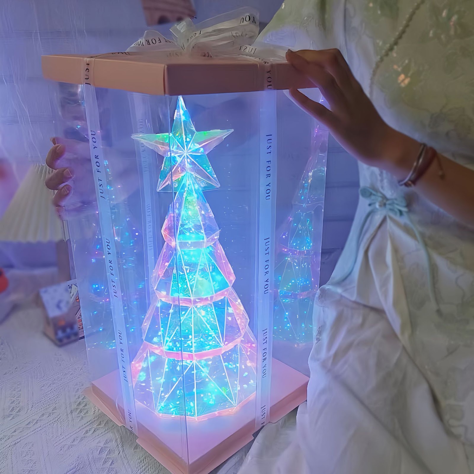 Illuminated Christmas tree with color change, 38 cm
