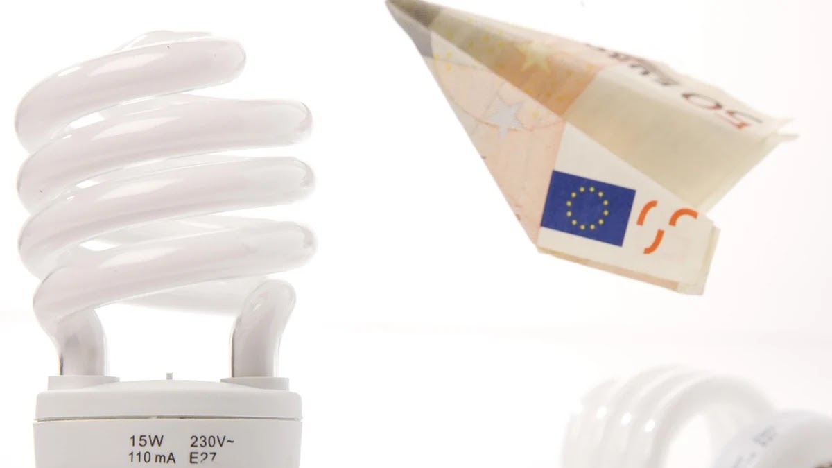 히로시마 원폭 투하의 역사적 맥락과 현대적 의미 분석