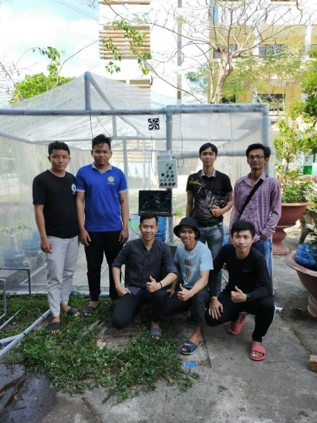 Xây dựng hệ thống nhà màng tại khuôn viên trường
