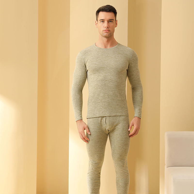 Thermal underwear set made of wool and silk