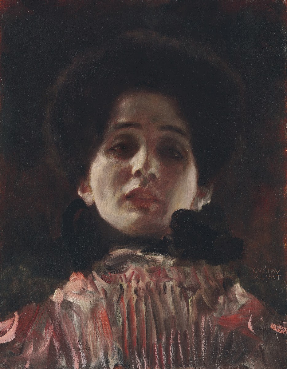 Dame en face mit plisiertem Kleid circa 1898