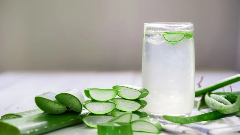 Nước ép nha đam mang lại cảm giác thanh mát nhưng cần dùng cẩn thận