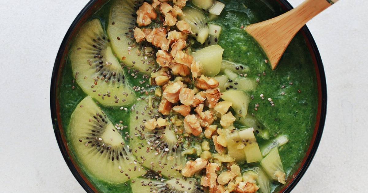 Green smoothie bowl cho bữa sáng (detox smoothie)