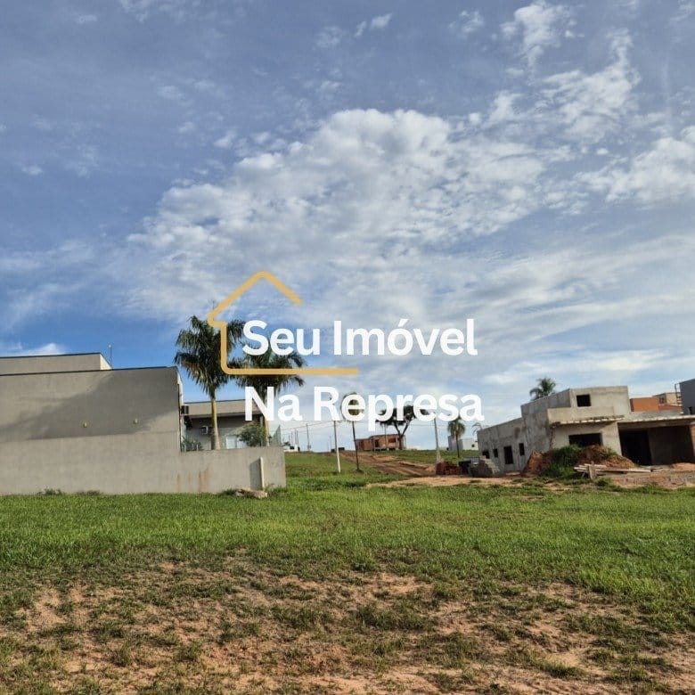 Foto 2 de Terrenoà venda próximo ao Clube Marina no Riviera de Santa Cristina XIII Quadra MA Marina