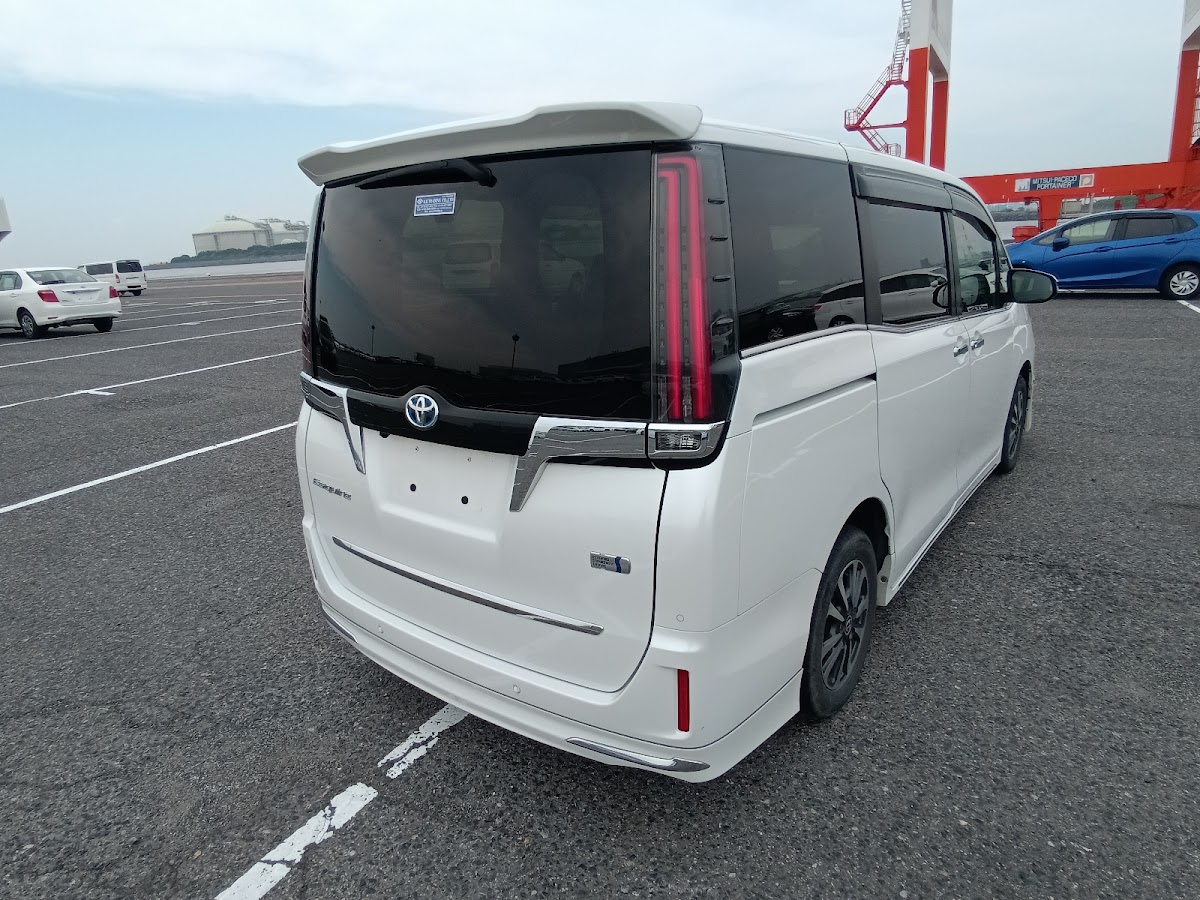 Toyota Esquire