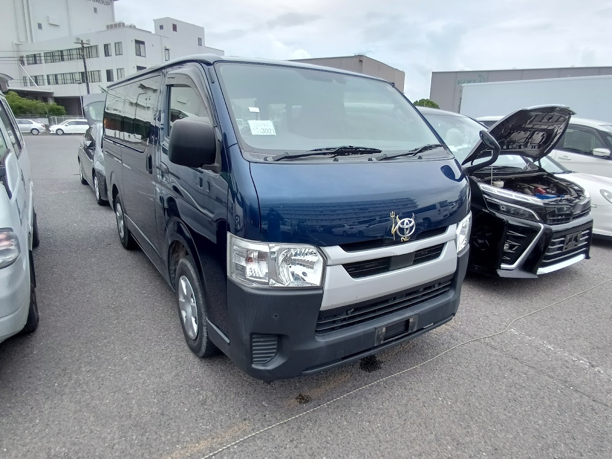 Toyota Hiace