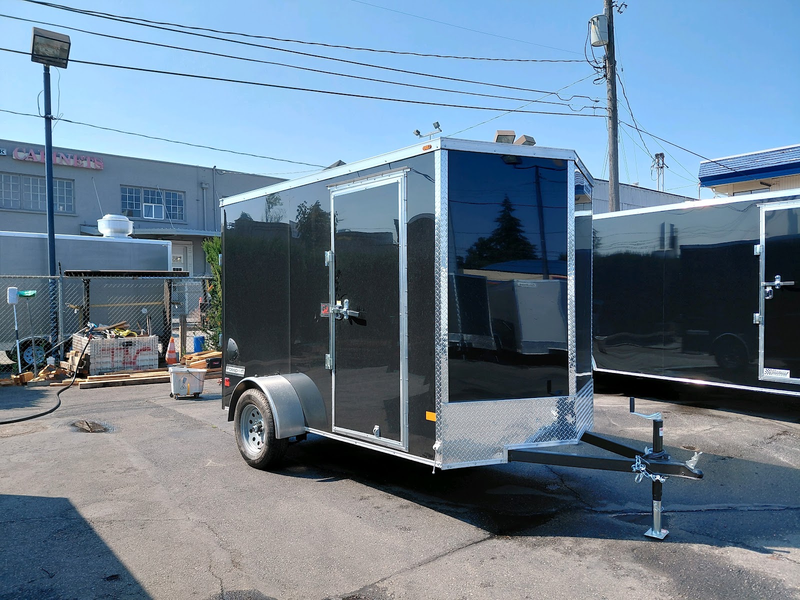 Passport Deluxe Enclosed Cargo
